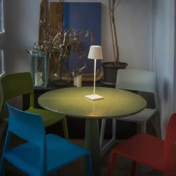 Lampe portable pour extérieur en aluminium gris Toc - Faro Barcelona