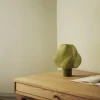 Lampe portable vert olive 23 cm Soft serve - Crème Atelier
