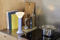 Lampe portative en métal violet 14xh30cm - Hübsch