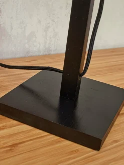 Lampe à poser en bambou noir avec abat-jour rond noir et naturel 25x20 cm Bhutan - Good & Mojo