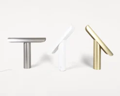 Lampe à poser en laiton T - Frama