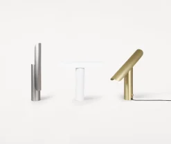Lampe à poser en laiton T - Frama