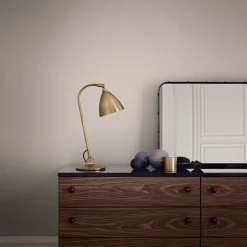 Lampe à poser en métal chromé et noir bestlite 50 cm BL2 - Gubi