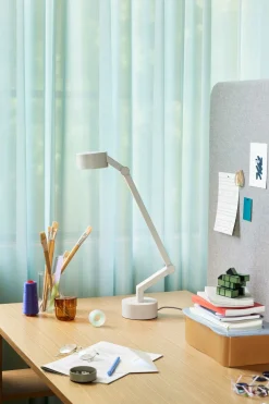 Lampe à poser en métal gris clair 12x45xh59cm Verve - Hübsch