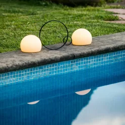 Lampe à poser sans fil noire avec grand anneau Circ - Estiluz