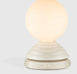Lampe réveil en verre blanc mat et céramique blanc galet Wake - Tala