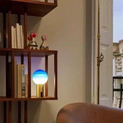 Lampe sans fil ambrée pied laiton Dipping Light - Marset