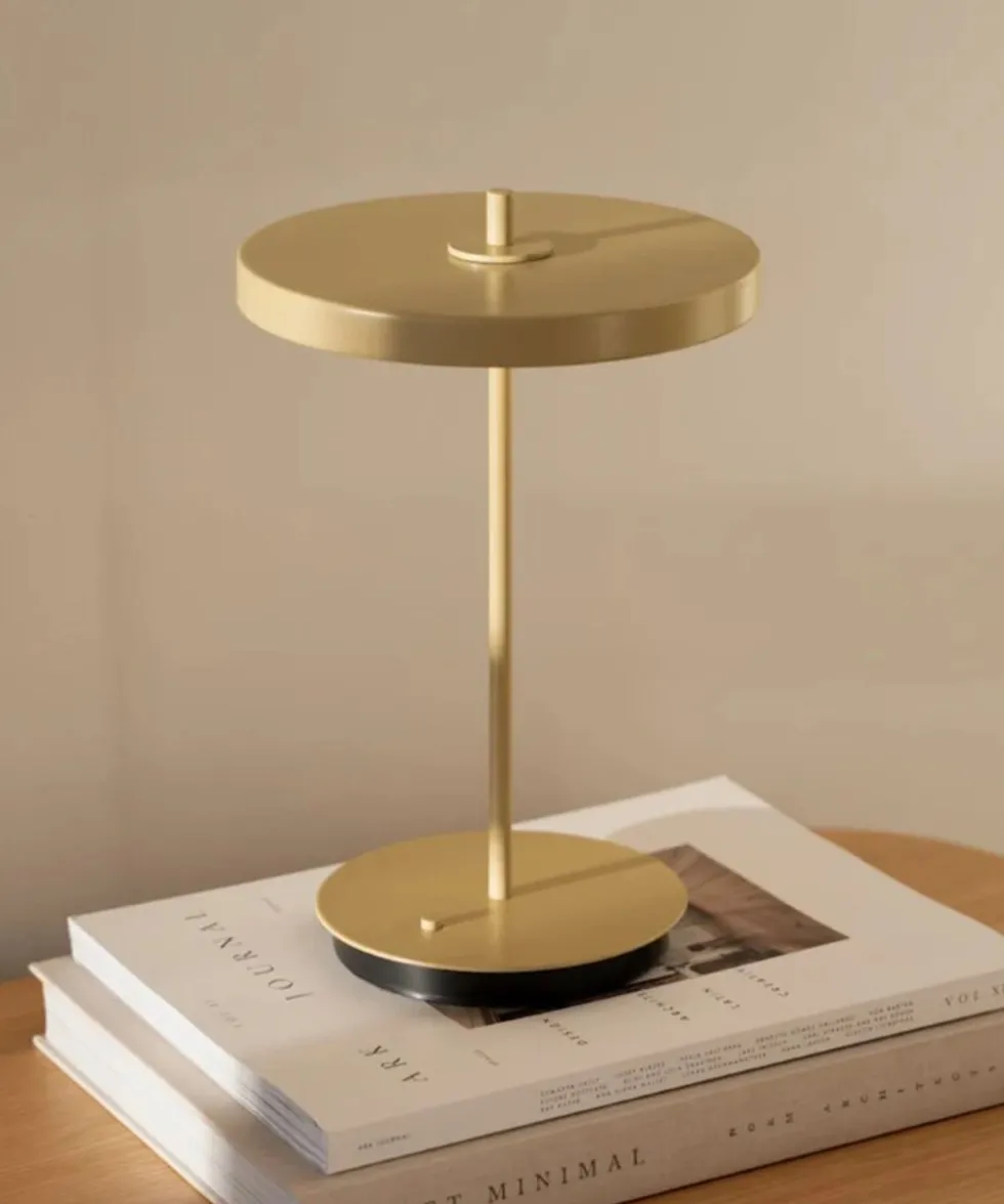 Lampe sans fil jaune butter Asteria Move - UMAGE