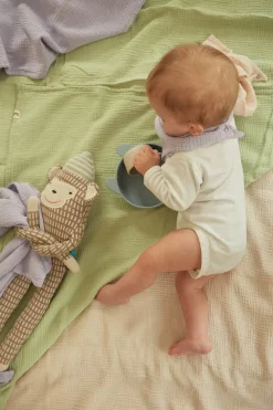 Lange en gaze de coton 90 x 90 cm vert amande Les Petits - The Cool Republic