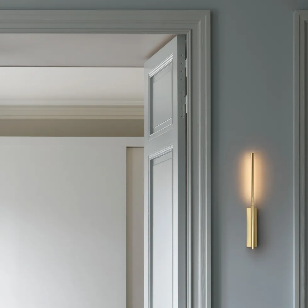 Liseuse murale en laiton M Link - CVL Luminaires