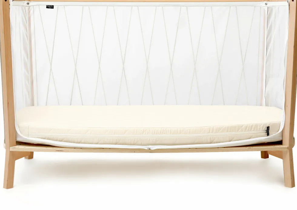 Lit lacets hazelnut avec matelas coco naturel Kimi - Charlie Crane