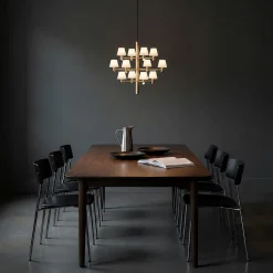 Lustre en laiton doré et verre opaque 67x56cm Gil - Herstal