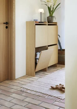 Meuble à chaussures en bois naturel 50x24xh110cm Forma- Hübsch