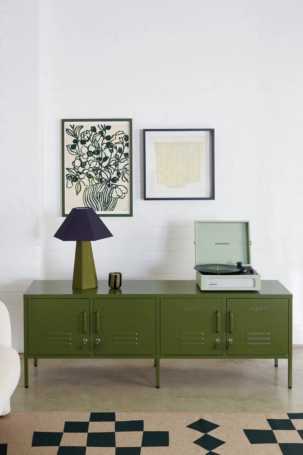 Meuble tv en acier vert olive 162x40x57cm The Standard - Mustard Made