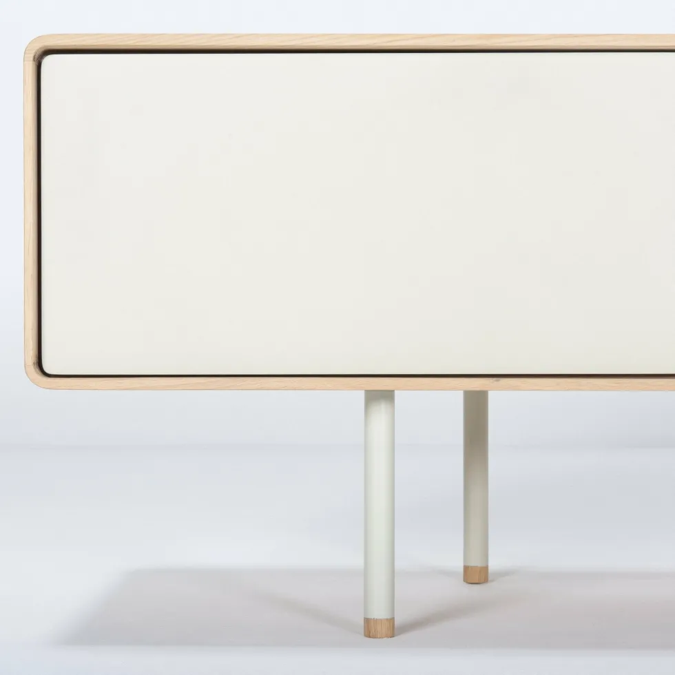 Meuble TV en chêne blanchi huilé et linoléum gris 45 x 160 cm Fina - Gazzda