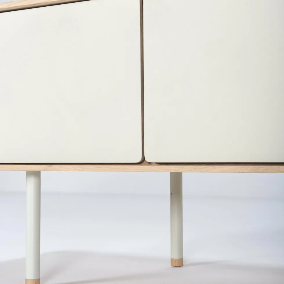 Meuble TV en chêne blanchi huilé et linoléum gris 45 x 160 cm Fina - Gazzda