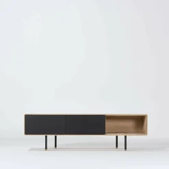 Meuble TV en chêne blanchi huilé et linoléum noir 45 x 160 cm Fina - Gazzda