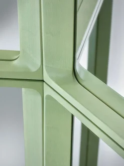 Miroir en bois laqué vert 170x61x5cm Arced - Muuto