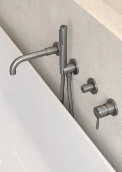 Mitigeur de baignoire à encastrer 4 trous en laiton gun métal Corbeau - Kroos