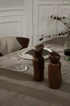 Moulin en frêne marron foncé Pebble - Ferm Living