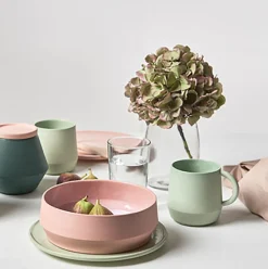 Mug en céramique corail Unison - Schneid Studio