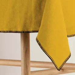 Nappe rectangulaire jaune ocre et feston 140 x 250 cm Nino - Madura