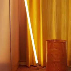 Néon tube led blanc chaud 150 cm Neon - HAY