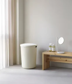Panier à linge en tissu recyclé blanc crème 46,5x64,5cm Hide - Normann Copenhagen