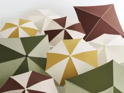 Parasol carré vert et vert foncé 240x240x248cm Terrazza - HAY