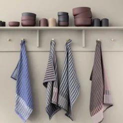 Patère en laiton doré - Ferm Living