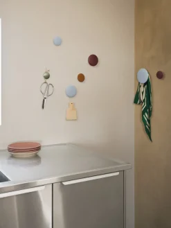 Patère ronde en frêne clair 13cm The Dots - Muuto