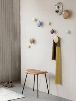 5 Patères rondes off-white blanc cassé The Dots - Muuto