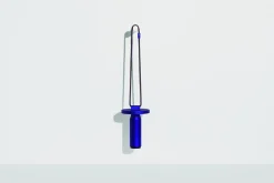 Petite lampe nomade en aluminium bleu Quasar - Petite Friture