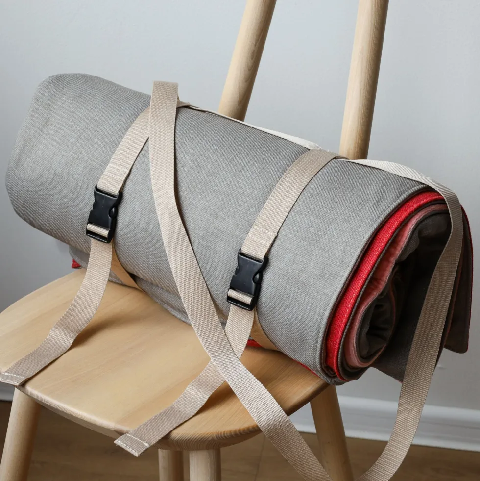Plaid en textile recyclé rose 195x140cm Klod - EMKO