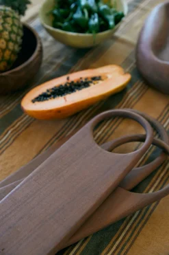 Planche à pain en acacia M - HKLIVING