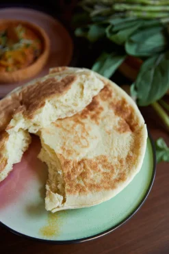 Plateau en céramique réglisse m Vaisselle 70's - HKliving