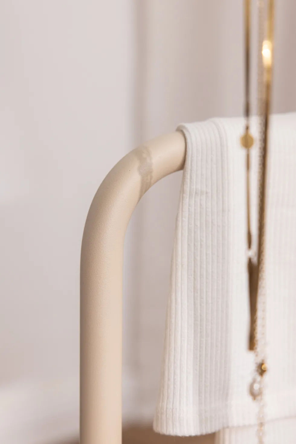 Portant à vêtements en acier beige cashew 89,5x42,5cm James - Metallbude