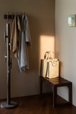 Porte manteau en bois de manguier 52x9x23cm Jackub - Dutchbone