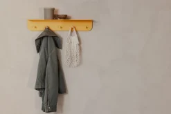 Porte-manteau mural en acier jaune 5 crochets 60x15,5x10,5cm Malou - Metallbude