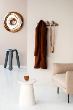 Porte-manteaux en acier gris beige mat Kamm 3 - Zieta
