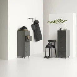 Porte-manteaux mural en aluminium gris 82x5,2x4,7cm Relief - String furniture