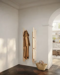 Porte-manteaux mural en pin 166cm Keeper - Karup Design