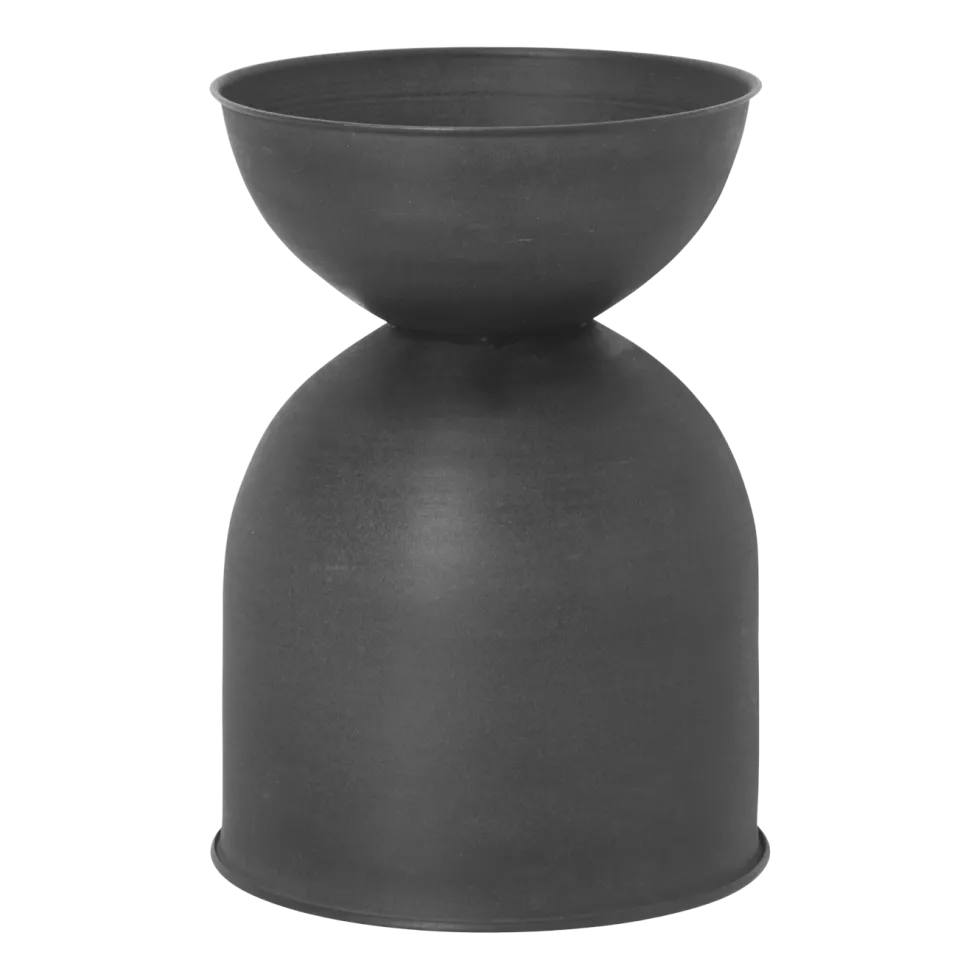 Pot de fleur réversible en fer noir S Hourglass - Ferm Living