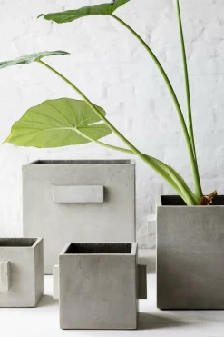 Pot en béton rectangulaire gris clair 33cm - Serax