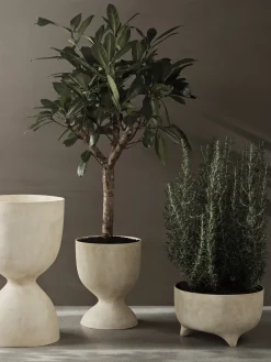 Pot en fibres de verre blanc 70cm Evoke - Ferm living
