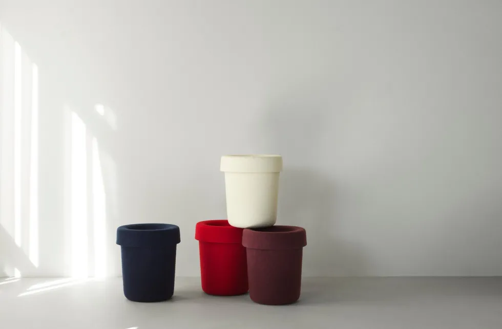 Poubelle en tissu recyclé bleu foncé 31,6x36 cm Hide - Normann Copenhagen