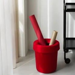 Poubelle en tissu recyclé rouge vif 31,6x36 cm Hide - Normann Copenhagen