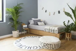 Pouf beige alphabet - Lorena Canals