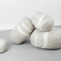 Pouf en laine beige marbré M Béla - myfelt