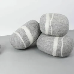Pouf en laine gris marbré XXL Carl - myfelt